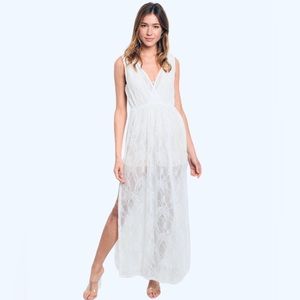 White Dress Cruise Valentine’s Day Date Night New Years Eve Wedding size Small
